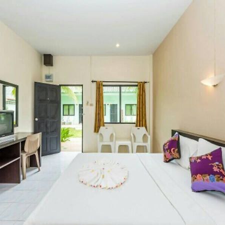 Baantonsai Garden Resort Patong Екстериор снимка