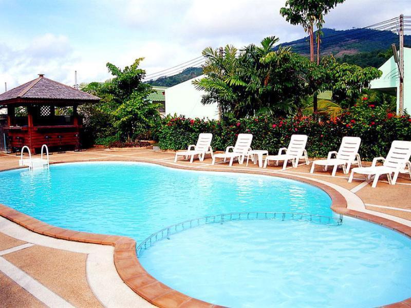 Baantonsai Garden Resort Patong Екстериор снимка