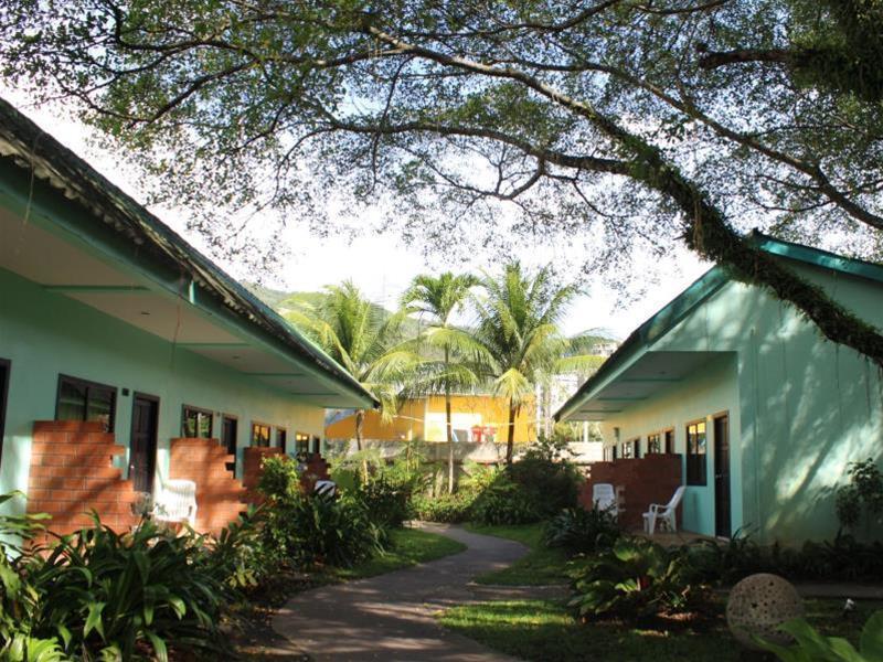 Baantonsai Garden Resort Patong Екстериор снимка
