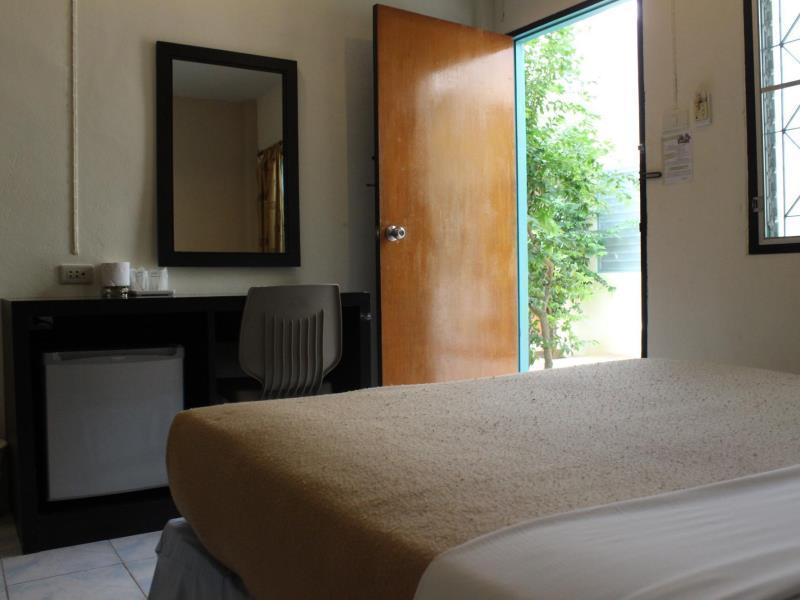 Baantonsai Garden Resort Patong Екстериор снимка